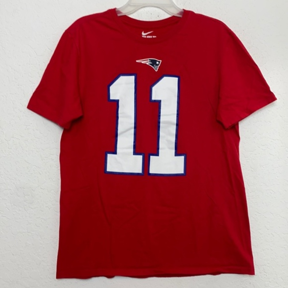 Women Nike New England Patriots Shirt Size M